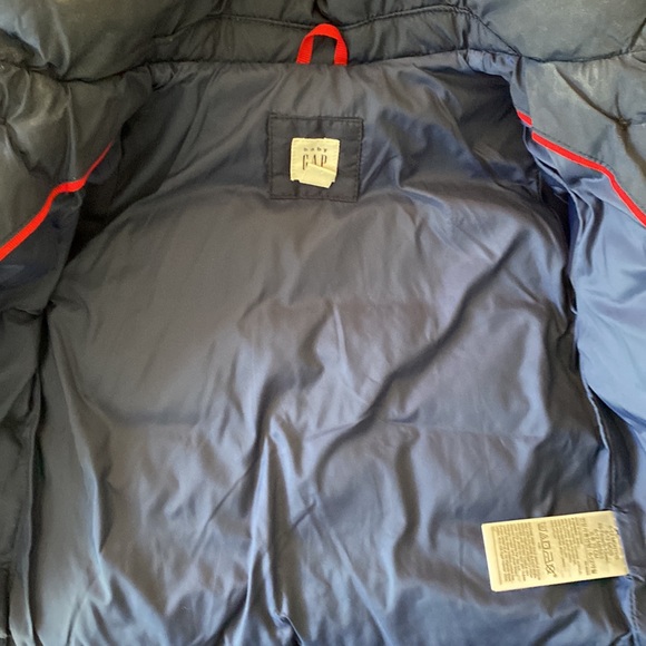 Gap Baby 6-12 Navy Peacoat Puffer Coat with detachable Hood - Picture 9 of 10
